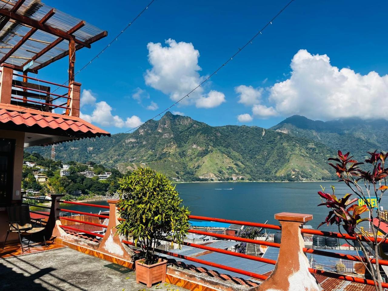 Hospedaje Gonzalez ซานเปโดร ลาลากูนา ภายนอก รูปภาพ